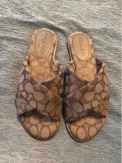 Coach sandals 7.5