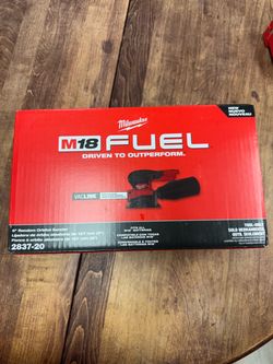 Milwaukee M18 FUEL 5" Random Orbital Sander