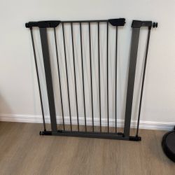 MidWest Homes for Pets 39” Tall Pet Gate