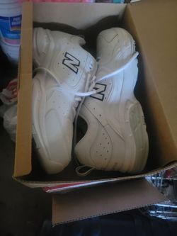 New  balance  shoes Big man size 16 d