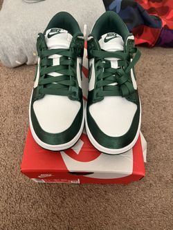 Satin Michigan dunk 4.5Y (6W)