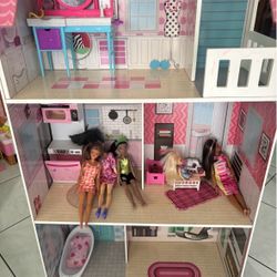 Dollhouse 