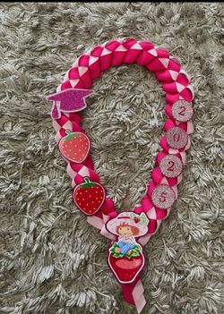 Graduation leis