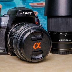 Sony A550 DSLR with 18-55mm & 75-300 Lenses