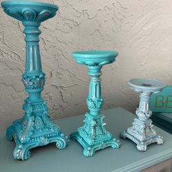 Set Of 3  Candle Holders 