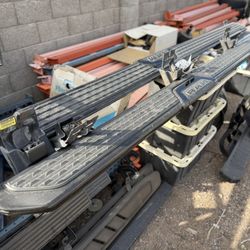 Oem Ram2500/3500 Gloss Black Side Steps 