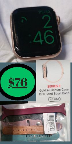 Apple Watch SERIES 5 Gold Aluminum Case Pink Sand Sport Band
44MM
₹