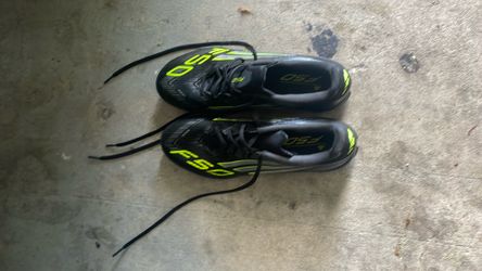 Adidas soccer shoes turf F50 size 10 US men