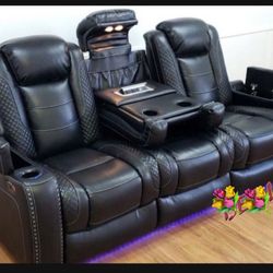 Brand New💯 Black Leather Party Time Power Reclining Loveseat ⚫️🌟 $39 Down Payment 💥