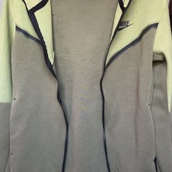 Nike Tech Fleece Green Size S