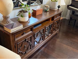 Thomasville Wood Media Console