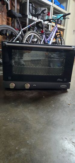 COMMERCIAL OVEN