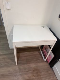 MOVING SALE: ikea desk with chair