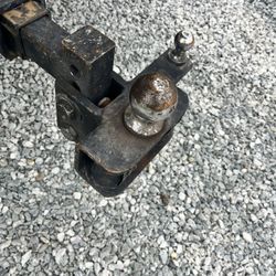 Weight Distribution Hitch 