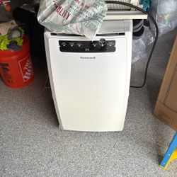 Honeywell Portable AC Unit