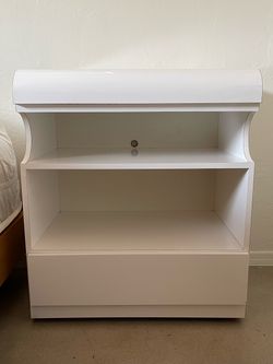 Post modern record stand