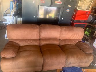 ELECTRIC FULL SIZE SOFA