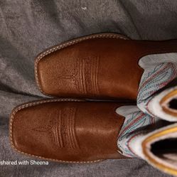 Ariat Boots Size 9