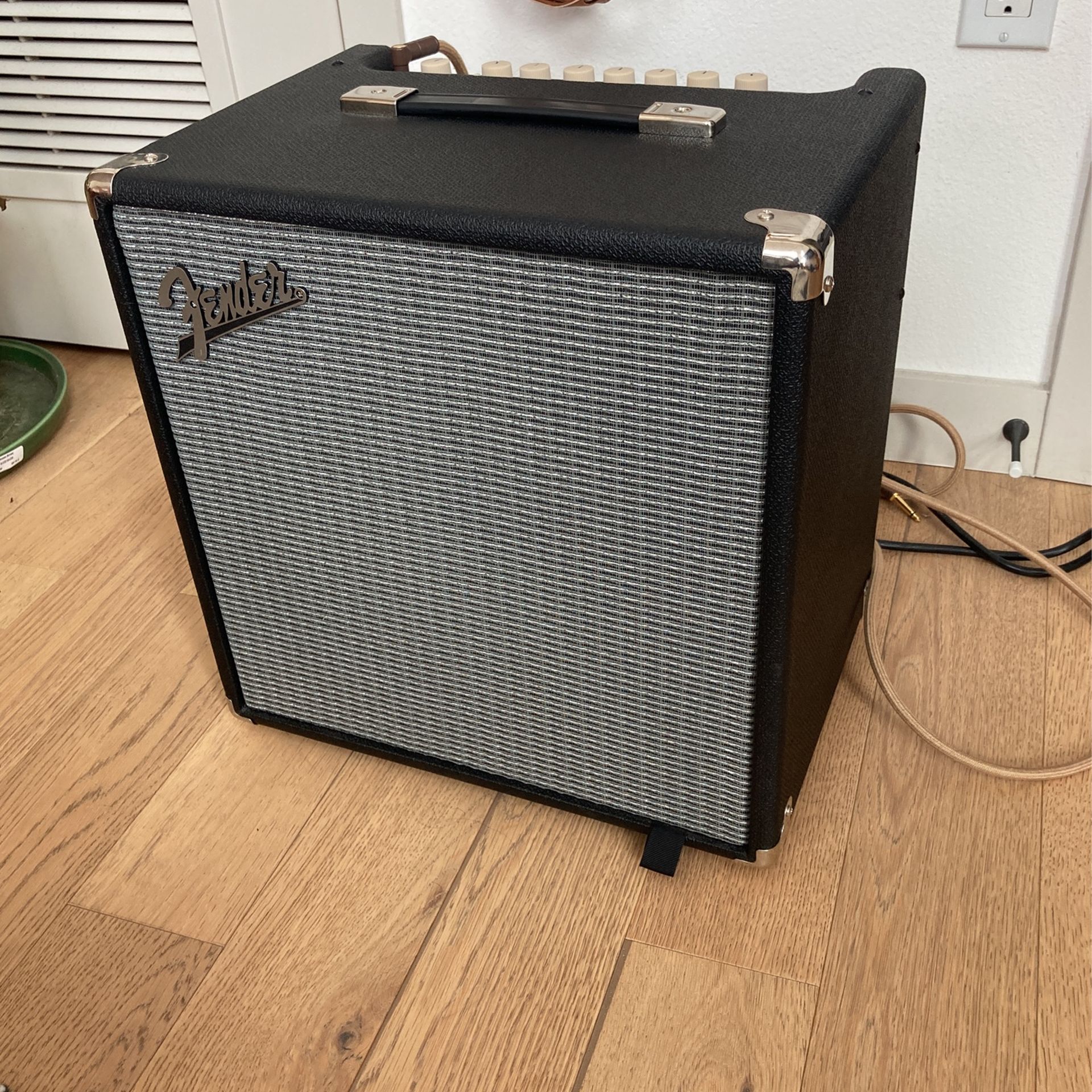 Fender Rumble 40 1x10 40W Bass Combo Amp