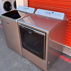 MAYTAG WASHER AND GAS DRYER SET