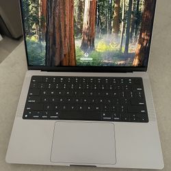 MacBook Pro M2 14”(inch), 16Gb, 500Gb, 2023