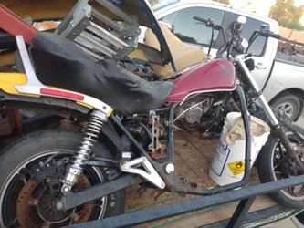 1983 Honda VF1100 Magna
