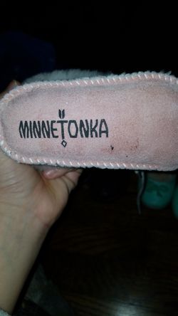 Minnetonka fur boots moccasin