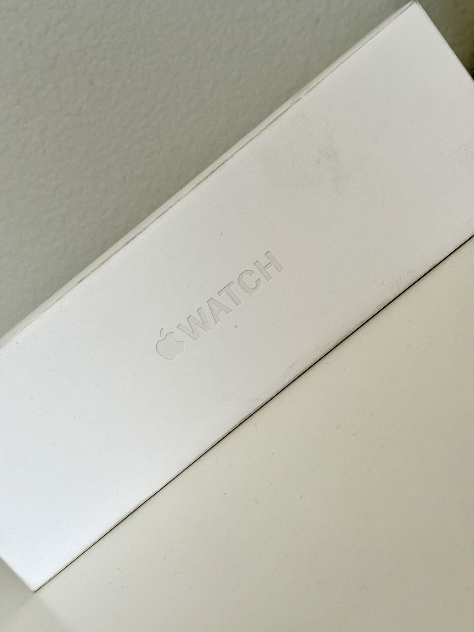 Apple Watch Series 10 Silver AI Cloud SL Band! GPS Brand New Sealed!!
