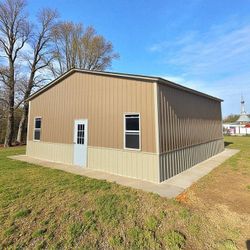 🚗🏡 HEAVY-DUTY 30x30x11 GARAGE – BUILT TO LAST! 🏡🚗