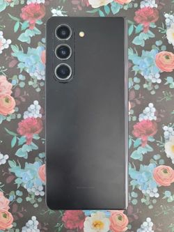 Galaxy Z Fold 5 5G 7.6" (Unlocked) 256GB Phantom Black - 90 day warranty included!