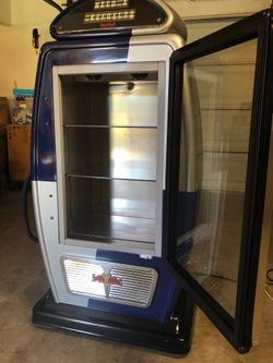 RED BULL ENERGY DRINK GAS PUMP FRIDGE REFRIGERATOR MONSTER