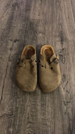 Naot Women’s Suede Sandals 