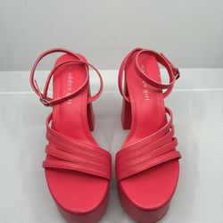 Women’s Hot pink Chunky Heel Size 6