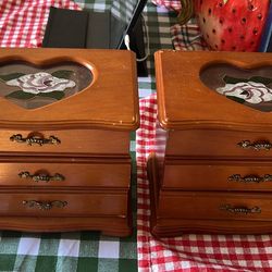 Vintage jewelry box