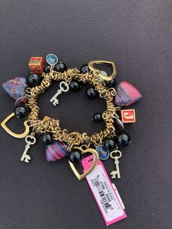 Betsy Johnson bracelet NEW