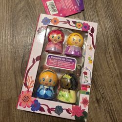 $15 OBO BNIB DISNEY PRINCESS

4 Pack Flavored Lip Gloss