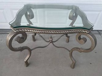 Heavy Duty End Table with Thick Tempered Glass Top