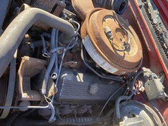 454 chevy tbi . Engine.