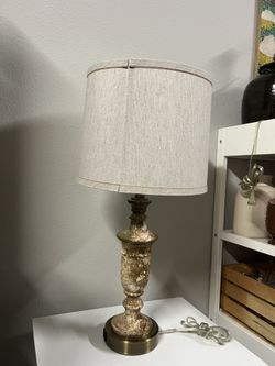 ✨ Vintage/Classic Table Lamp ✨