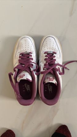 Nike Air Force 1 - Women - Size 8 - $20.00