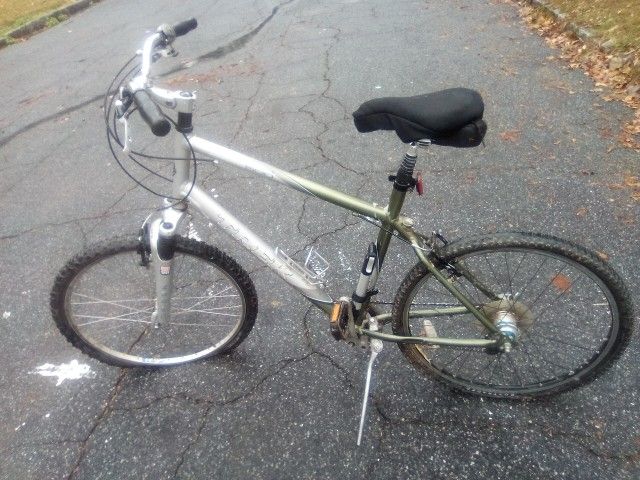 Trek Navigator 500 Mountain Bike Mens