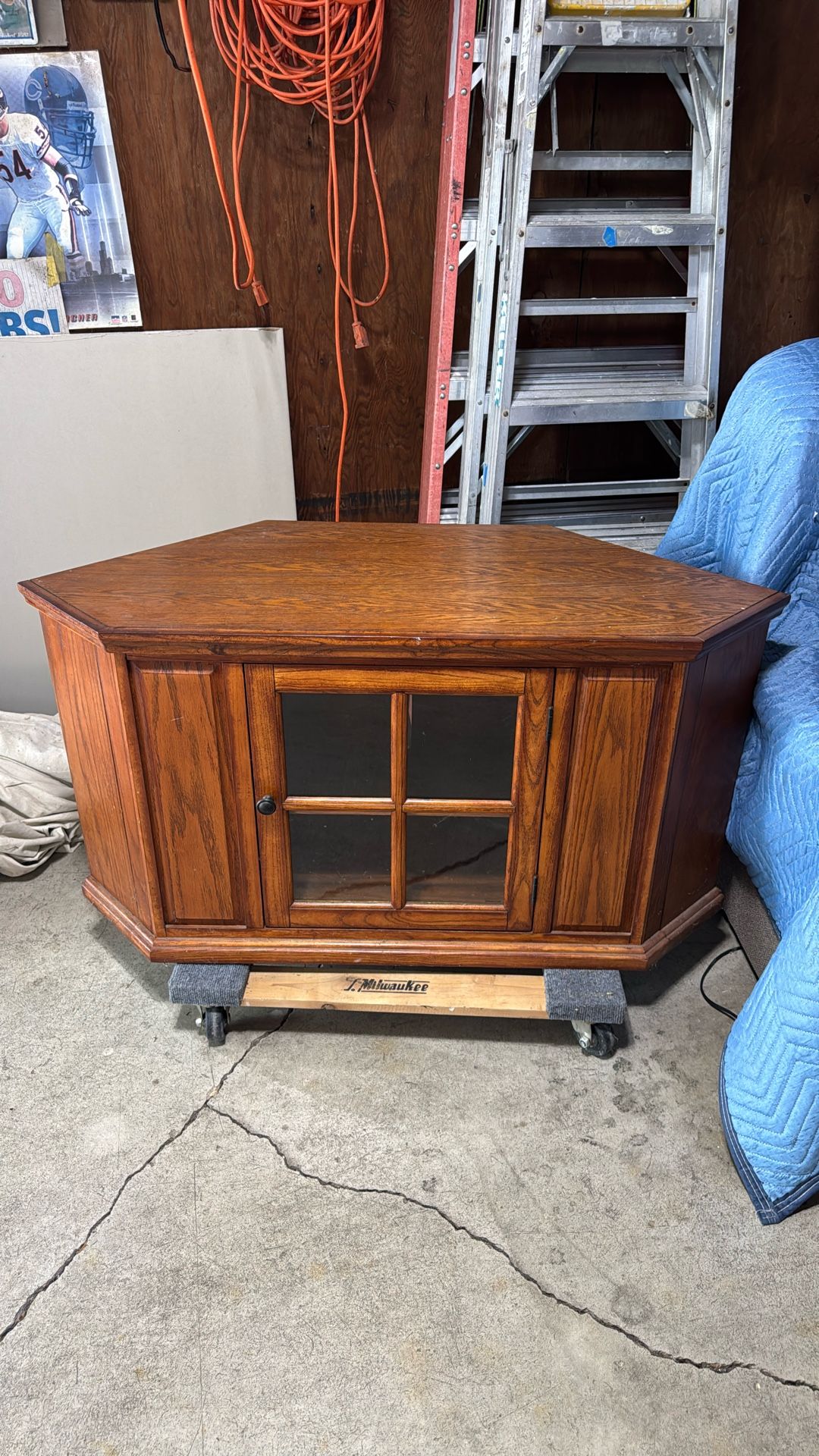 Oak Corner Tv Stands With Shelves