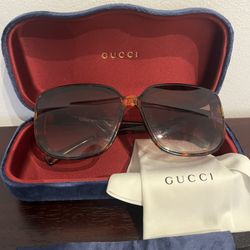 Gucci sunglasses 