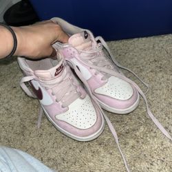 Nike Pink Foam dunks