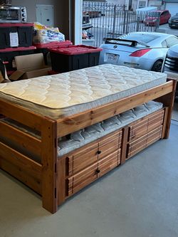 Beds/ Camas
