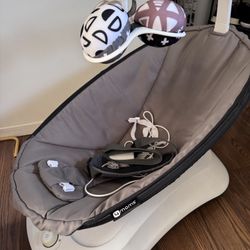Momcozy Mesedora