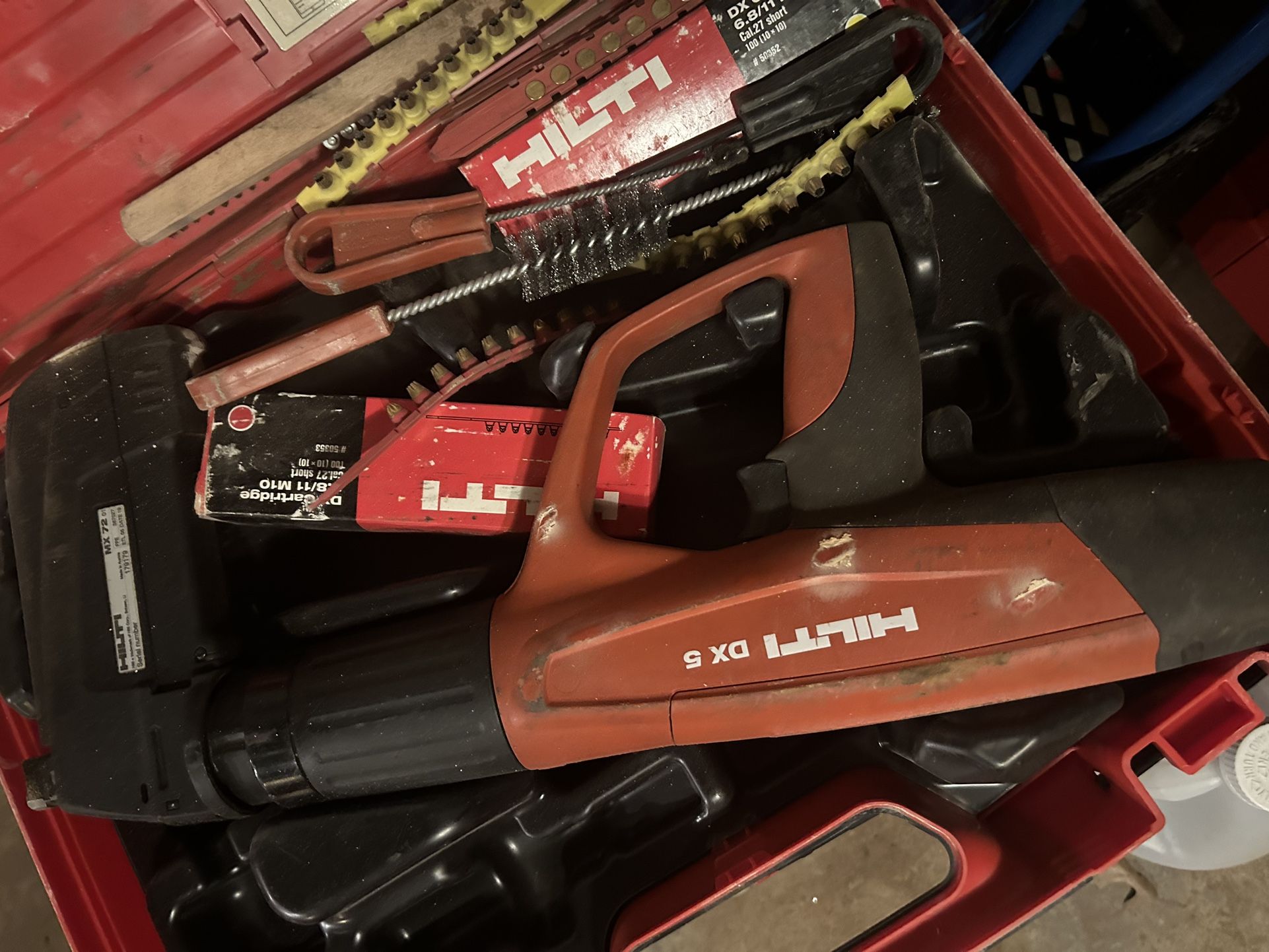 Hilti DX5
