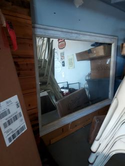 Mirror that attaches to dresser