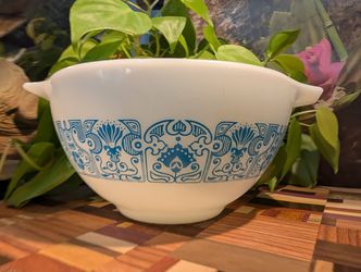 Vintage Pyrex Horizon Blue Bowl 441