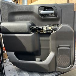 2019-2021 Chevy Inside Door Panel